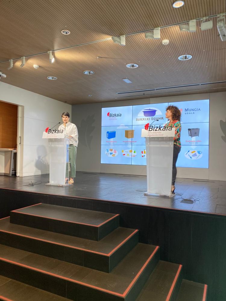 Imagen Diputación Foral y Ayuntamiento de Mungia impulsan la recogida selectiva de los residuos generados durante el Sukalki Eguna