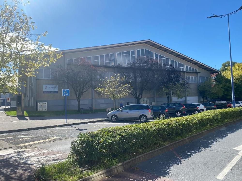 Imagen 30 de junio, corte de agua en el polideportivo